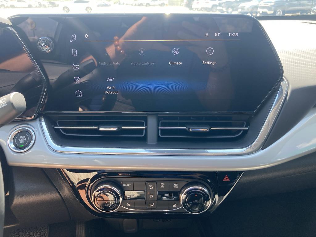new 2025 Chevrolet Trax car, priced at $25,581