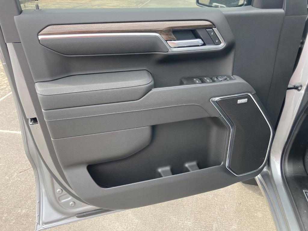 new 2025 Chevrolet Silverado 1500 car, priced at $57,801