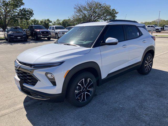 new 2025 Chevrolet TrailBlazer car, priced at $30,821