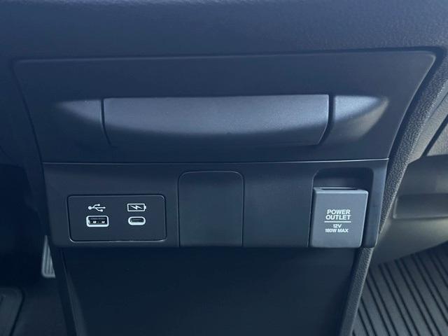 new 2025 Honda Odyssey car, priced at $44,690