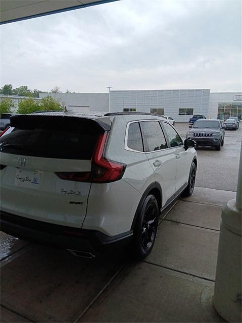 new 2025 Honda CR-V Hybrid car, priced at $40,955