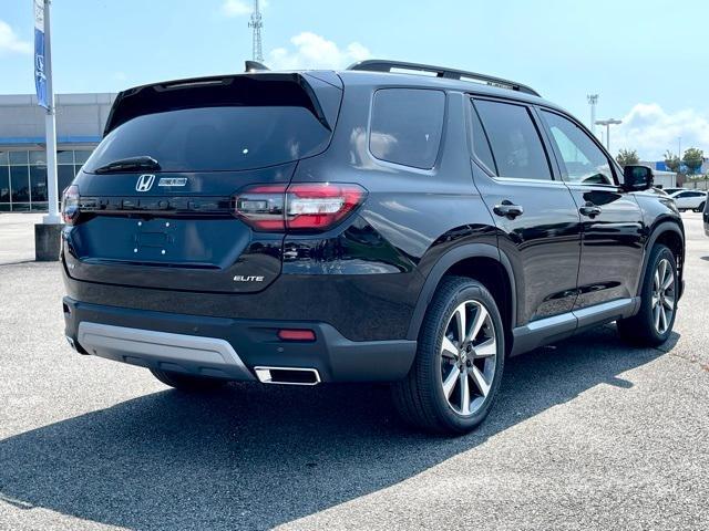 new 2025 Honda Pilot car, priced at $54,530