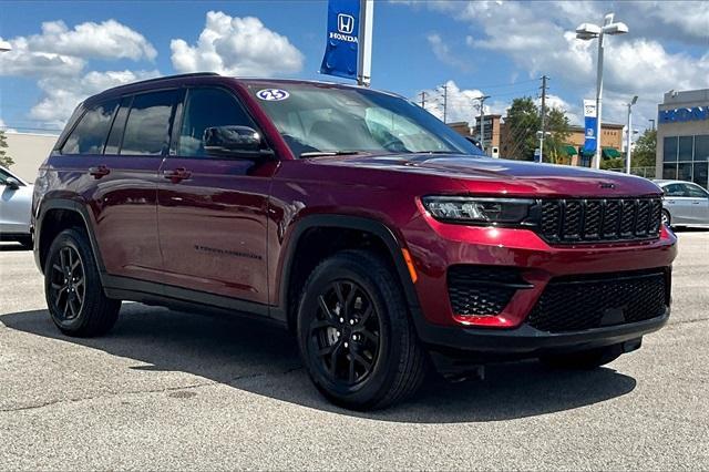used 2025 Jeep Grand Cherokee car, priced at $37,488