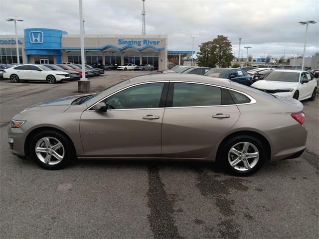 used 2022 Chevrolet Malibu car, priced at $17,904