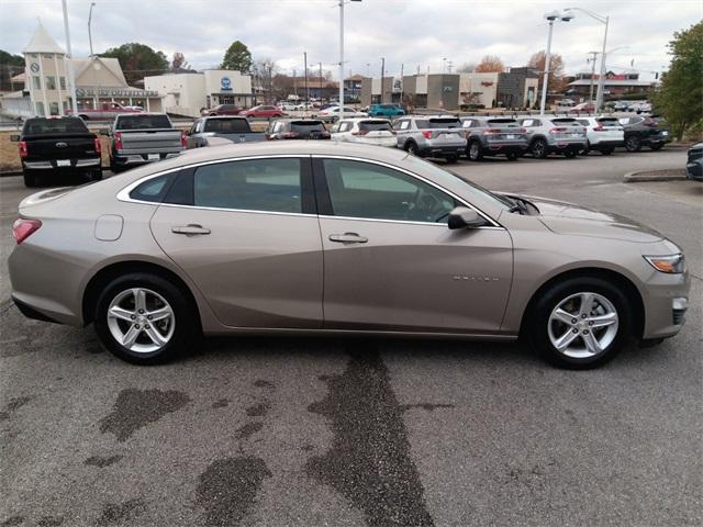 used 2022 Chevrolet Malibu car, priced at $17,904