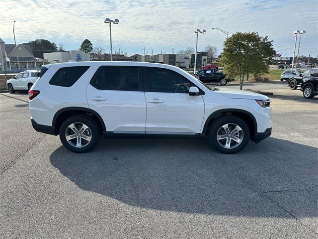 new 2025 Honda Pilot car, priced at $47,450