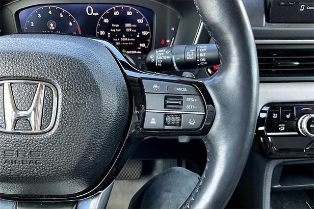 used 2023 Honda Pilot car, priced at $41,875