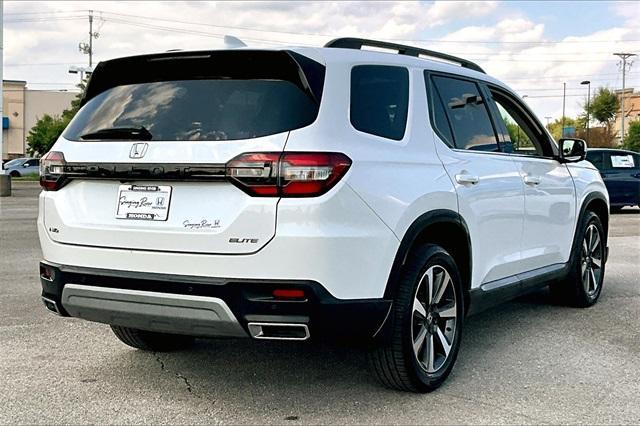 used 2023 Honda Pilot car, priced at $41,875