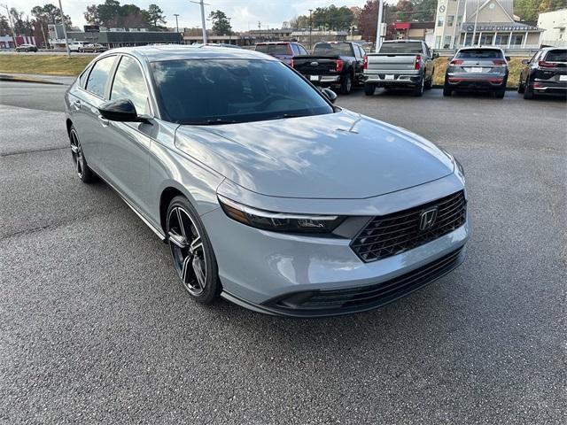 new 2025 Honda Accord Hybrid car, priced at $35,205