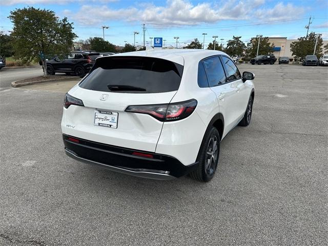 new 2025 Honda HR-V car, priced at $31,305