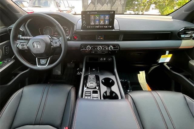 new 2025 Honda Pilot car, priced at $50,895