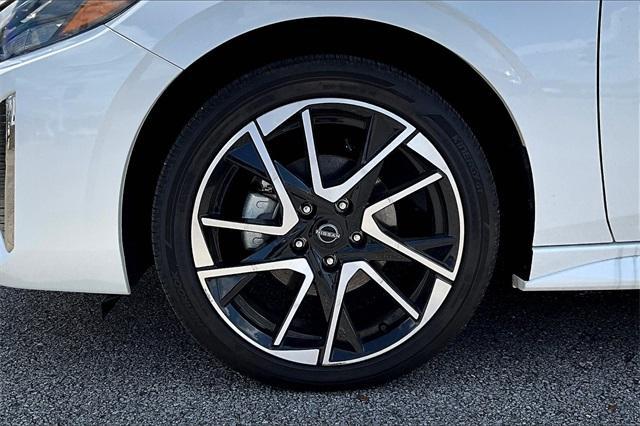 used 2024 Nissan Sentra car, priced at $23,748