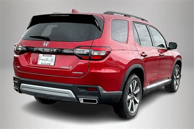 new 2025 Honda Pilot car, priced at $51,550