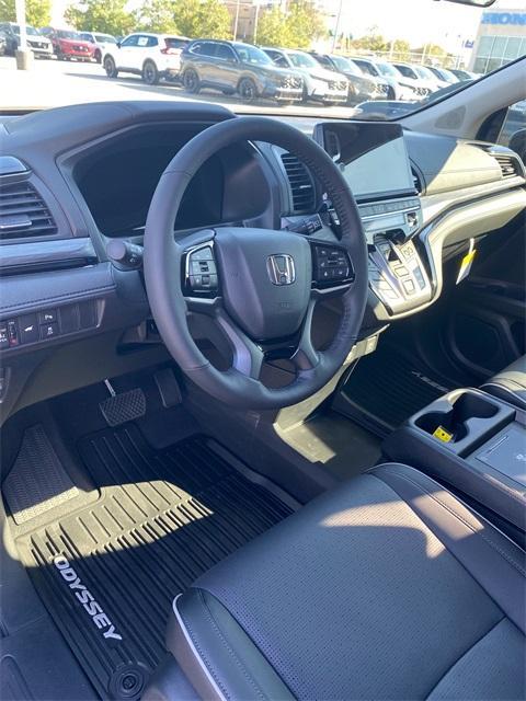 new 2025 Honda Odyssey car, priced at $52,275