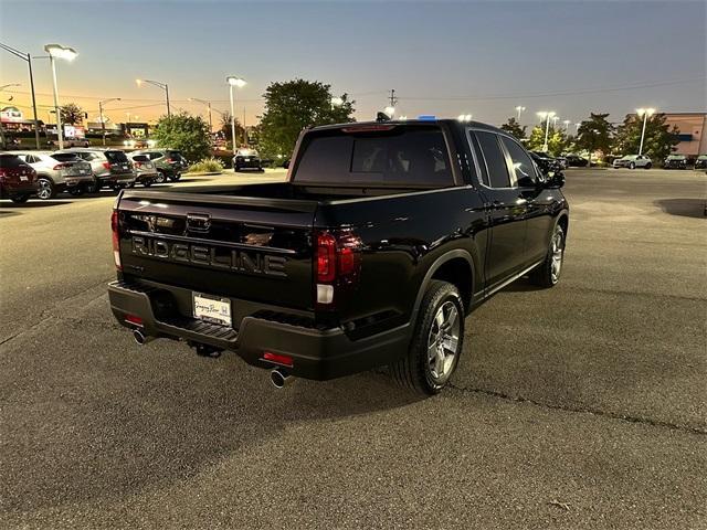 new 2025 Honda Ridgeline car, priced at $44,625