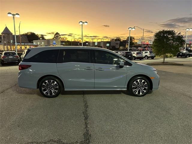 new 2025 Honda Odyssey car, priced at $52,730