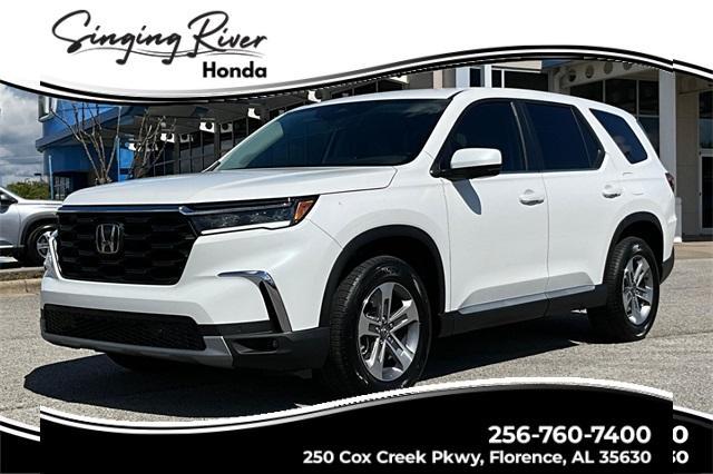 new 2025 Honda Pilot car, priced at $45,450