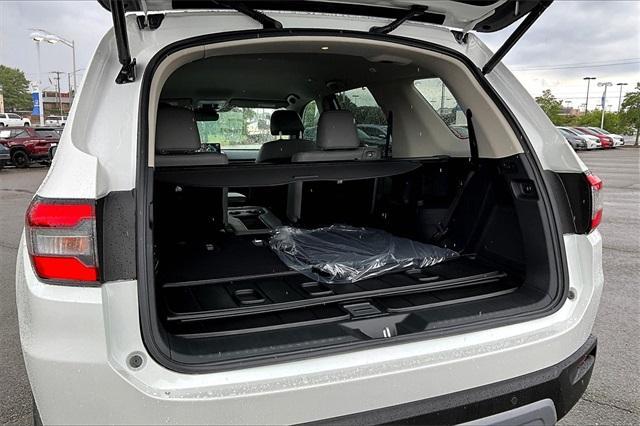 new 2025 Honda Pilot car, priced at $48,280