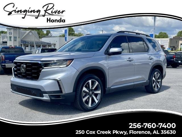 new 2025 Honda Pilot car, priced at $48,995