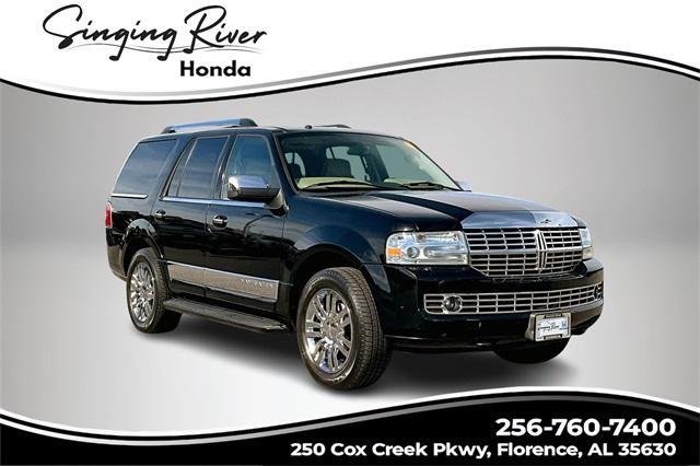 used 2007 Lincoln Navigator car, priced at $10,888