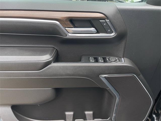 used 2024 Chevrolet Silverado 1500 car, priced at $43,274