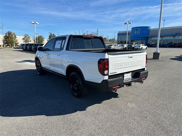 new 2025 Honda Ridgeline car, priced at $48,655
