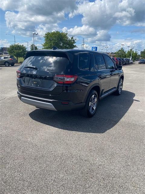 new 2025 Honda Pilot car, priced at $48,425