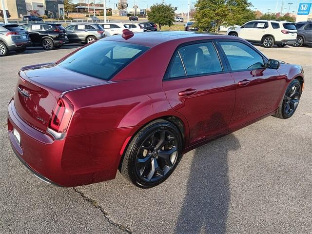 used 2022 Chrysler 300 car, priced at $24,392