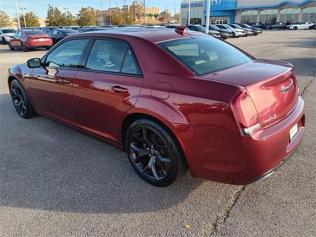 used 2022 Chrysler 300 car, priced at $24,392