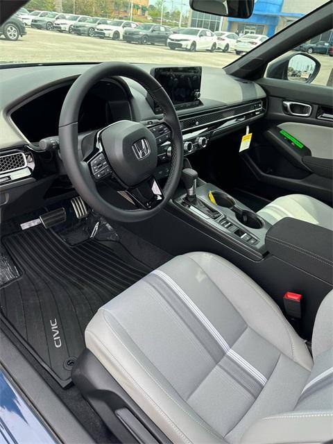 new 2025 Honda Civic Hybrid car, priced at $30,555