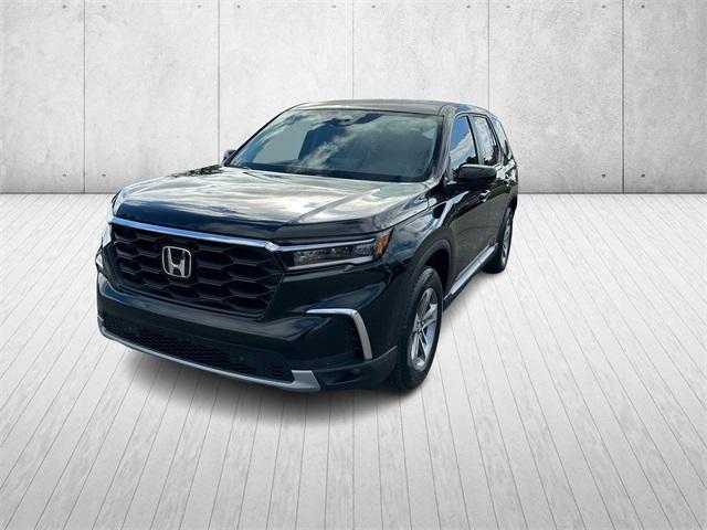 new 2025 Honda Pilot car, priced at $46,995