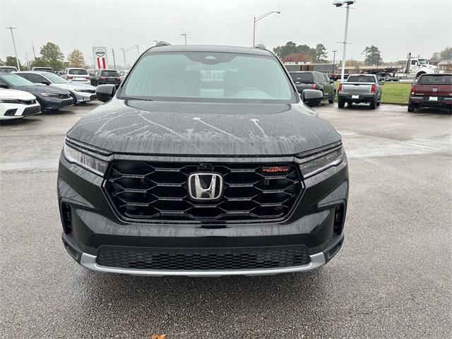 new 2025 Honda Pilot car, priced at $50,795