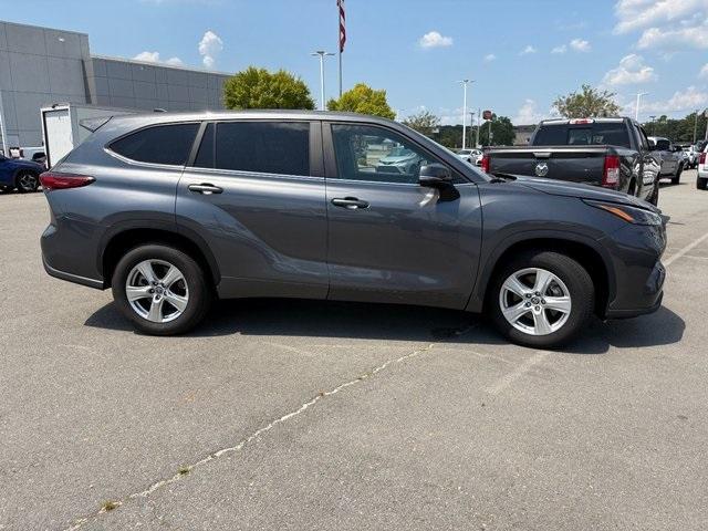 used 2023 Toyota Highlander car, priced at $33,478
