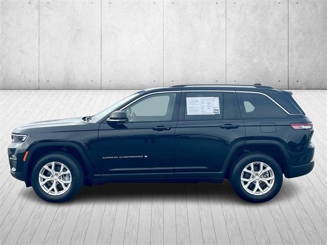 used 2023 Jeep Grand Cherokee car, priced at $28,484