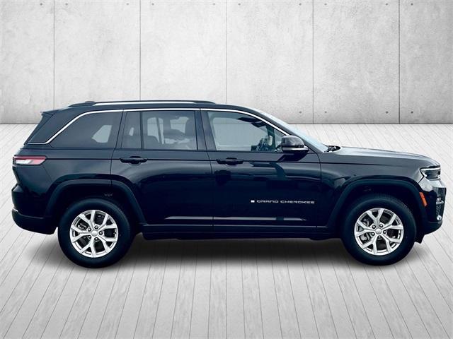 used 2023 Jeep Grand Cherokee car, priced at $28,484