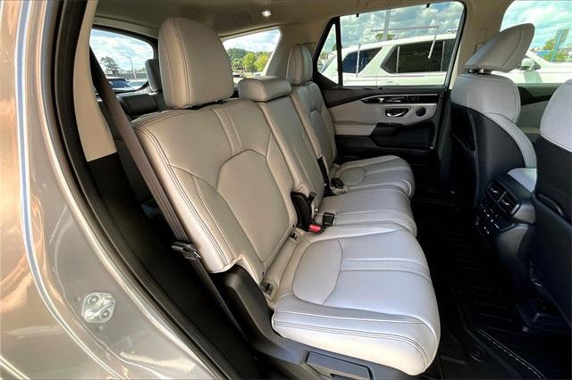 new 2025 Honda Pilot car, priced at $47,095