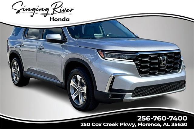 new 2025 Honda Pilot car, priced at $47,095