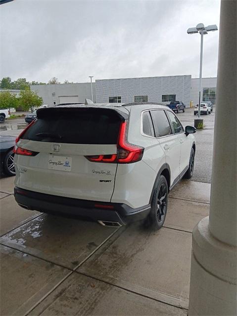 new 2025 Honda CR-V Hybrid car, priced at $39,455