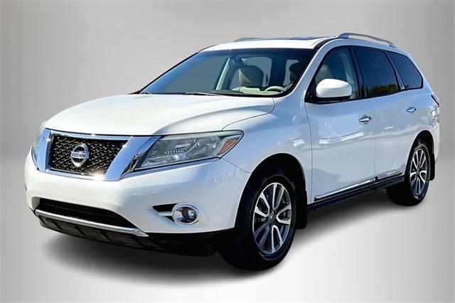 used 2015 Nissan Pathfinder car, priced at $11,188