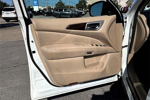 used 2015 Nissan Pathfinder car, priced at $11,188