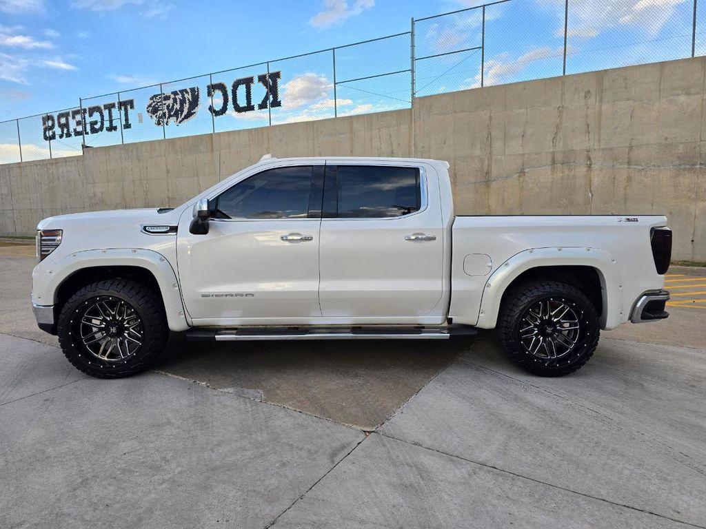 used 2022 GMC Sierra 1500 car, priced at $44,995