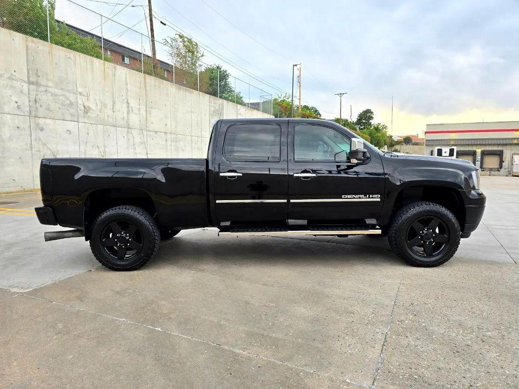 used 2013 GMC Sierra 2500 car, priced at $33,995