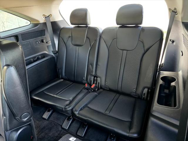 used 2023 Kia Sorento car, priced at $31,995