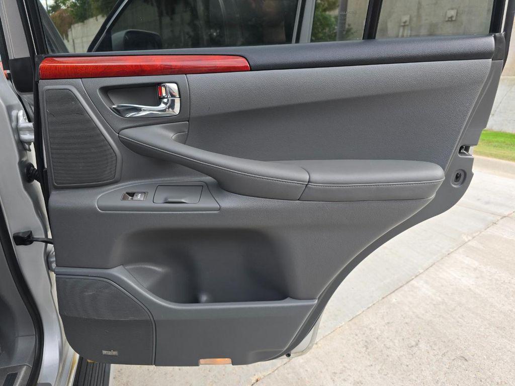 used 2009 Lexus LX 570 car, priced at $23,995