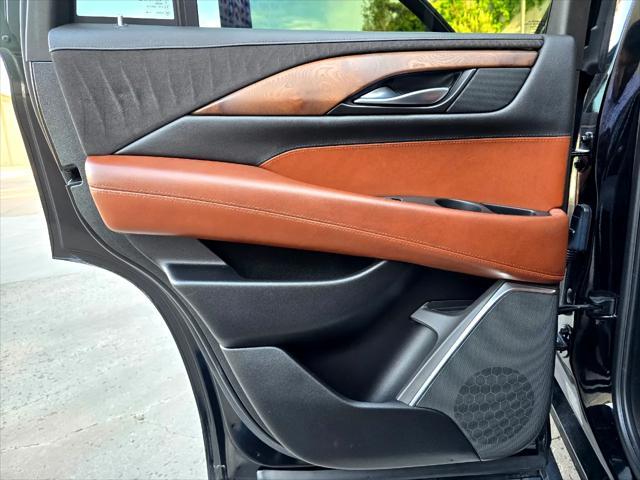 used 2015 Cadillac Escalade car, priced at $29,995