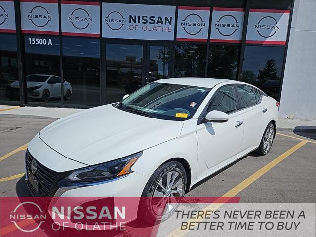 used 2023 Nissan Altima car, priced at $22,559