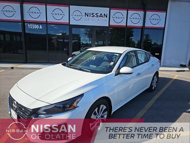 used 2023 Nissan Altima car, priced at $21,467