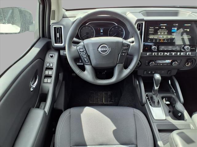 new 2025 Nissan Frontier car, priced at $39,924