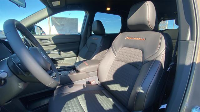 new 2024 Nissan Pathfinder car, priced at $41,344