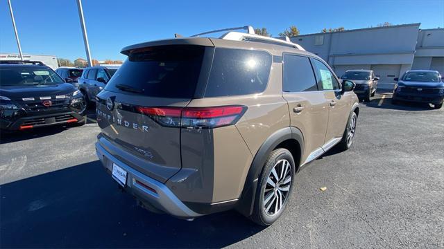 new 2024 Nissan Pathfinder car, priced at $48,304